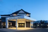 DoubleTree by Hilton West Kelowna Hotels in 