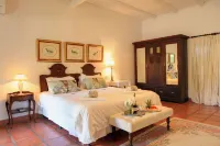 The Willow Historical Guest House Отели в г. 