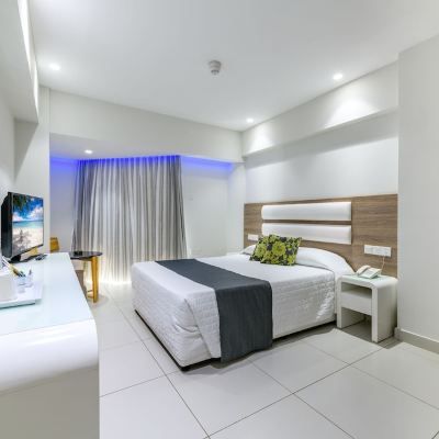 Deluxe Double or Twin Room (Inland View)