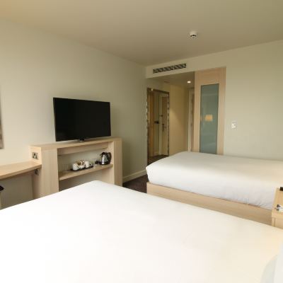 雙床房 歡朋希爾頓飯店優惠