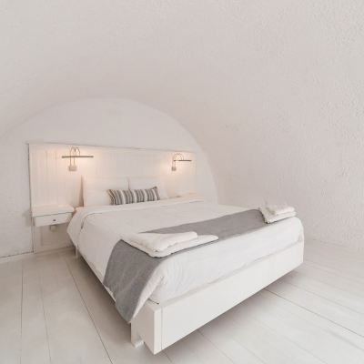 Artemis Suite (Caldera & Sunset View) Artemis Suites Promo Code