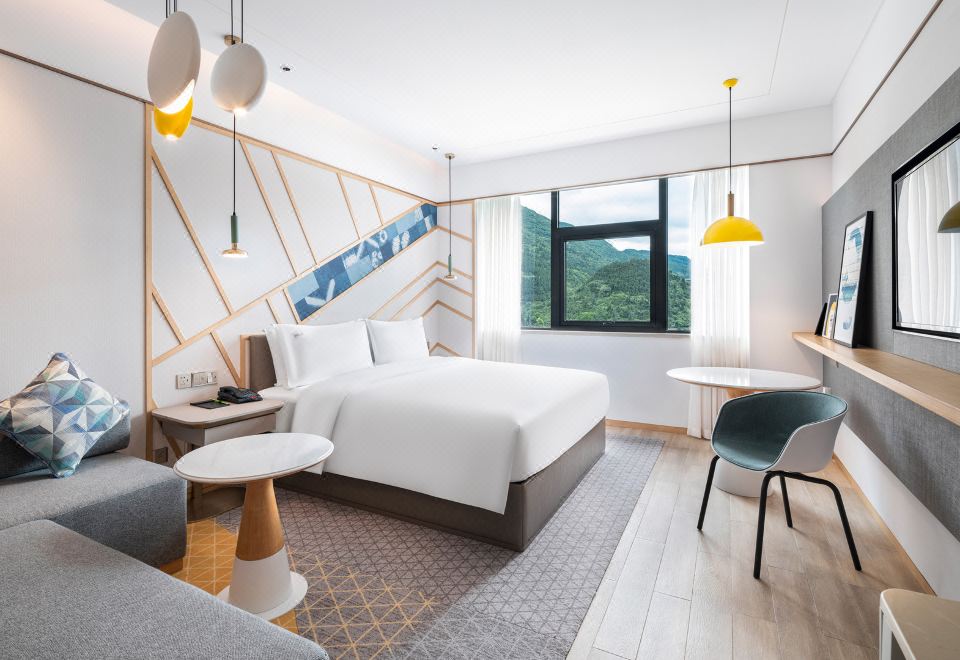 高级房 超大床 山景