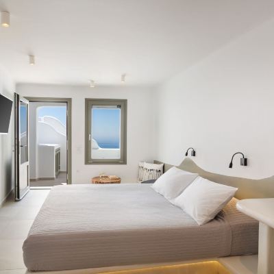 Superior Double Room With Outdoor Hot Tub And Caldera View Kasimatis by La Perla Promo Code