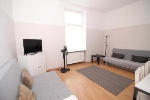 带城景的双卧室公寓