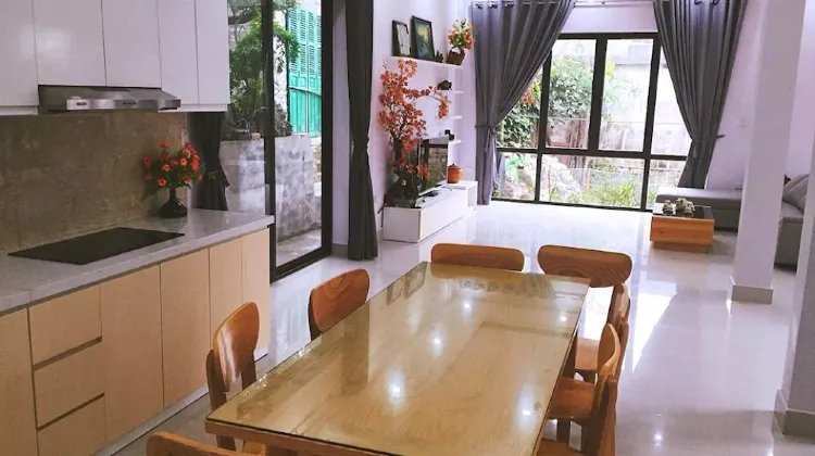 D'Home Homestay Cat Ba 食事・レストラン