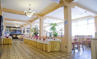 Hotel Restaurant Ottenstein Superior - Housity