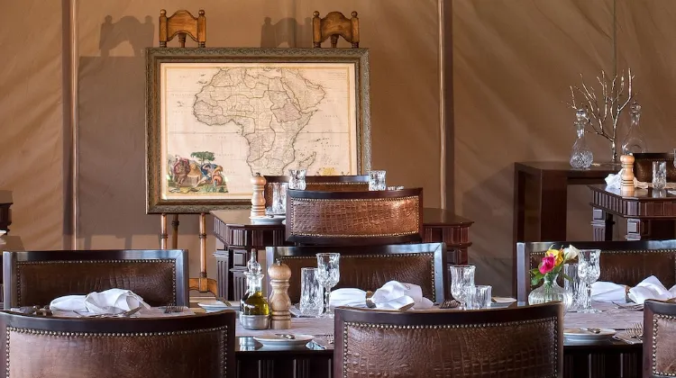 One Nature Nyaruswiga Serengeti 食事・レストラン