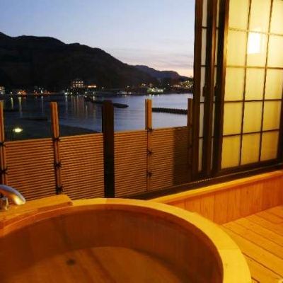 和室15畳バス 今　ふたたびの　ときめきへ　　粋松亭 クーポン