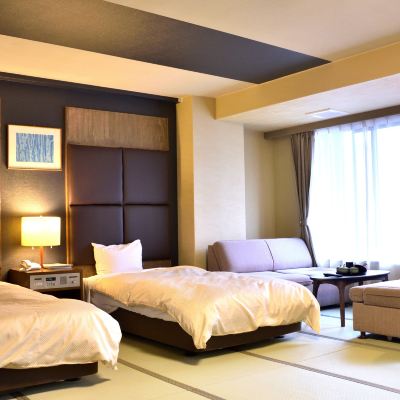 和洋式スタンダードマウンテンビュールーム(浴室) こんぴら温泉　貸切湯の宿　ことね クーポン