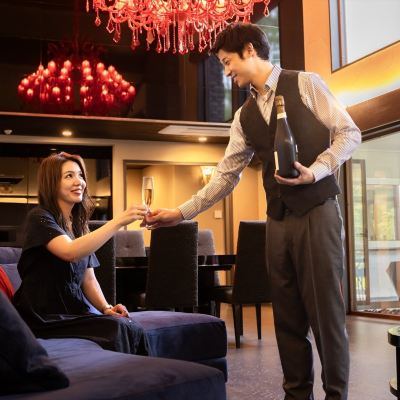 ゲストルーム(ベッド4台)(浴室) グランピングリゾート　フェーリエンドルフ クーポン