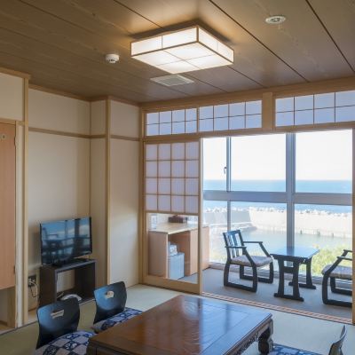 Takumi Course [8 Tatami] [Japanese Room] [Non-Smoking] [Ocean View] 国民宿舎 鷹巣荘 クーポン