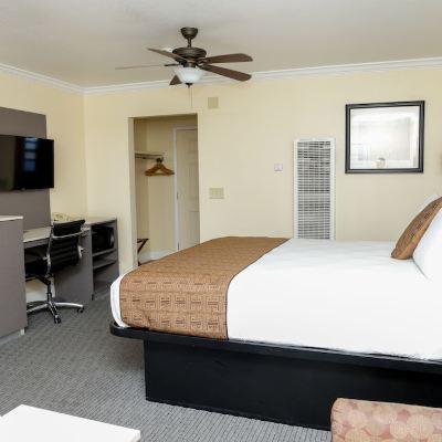 Deluxe Room with Fireplace Silver Surf Motel San Simeon Promo Code