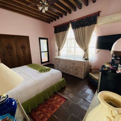 Romantic Room, 1 King Bed, Terrace, Courtyard View
