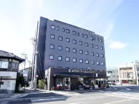 HOTEL LiVEMAX Kanazawa Ekimae Hotel di 