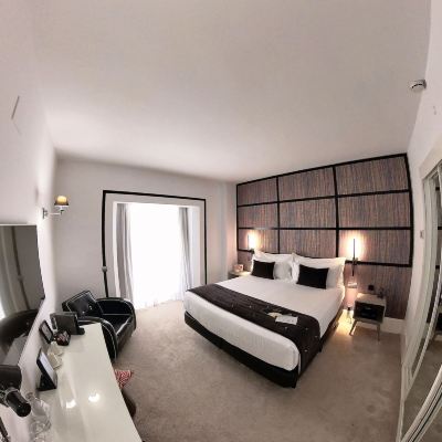 Standard Double or Twin Room Mariposa Hotel Malaga Promo Code