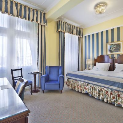 Superior Twin Room Hotel Avenida Palace Promo Code