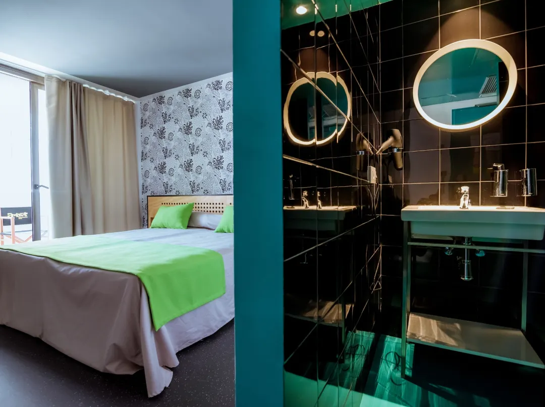 Amistat Island Hostel Ibiza - Albergue Juvenil - Sant Antoni de Portmany