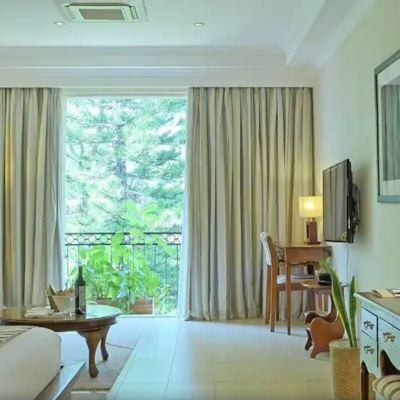 Deluxe Double Room, 1 King Bed, Garden View, Ground Floor Sovereign Hotel Promo Code