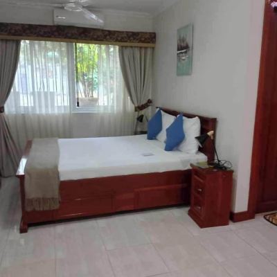 Economy Twin Room, 1 Bedroom Ocean Breeze Resort Promo Code