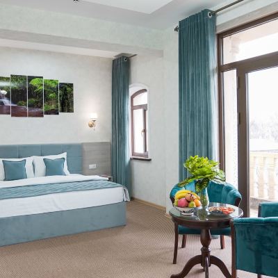 Deluxe Double Room Level Hotel Promo Code