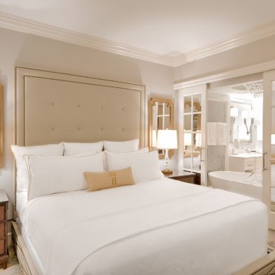 Premier King Room with Terrace Hotel Bennett Promo Code
