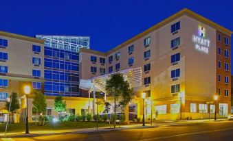 Hyatt Place Bethlehem-Downtown - Housity