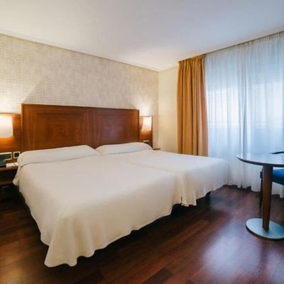 Double Room Torreluz Centro Promo Code