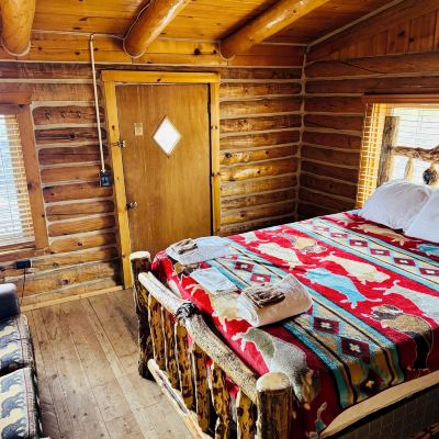 Standard Suite, 2 Queen Beds, Mountain View Heart Six Ranch Promo Code