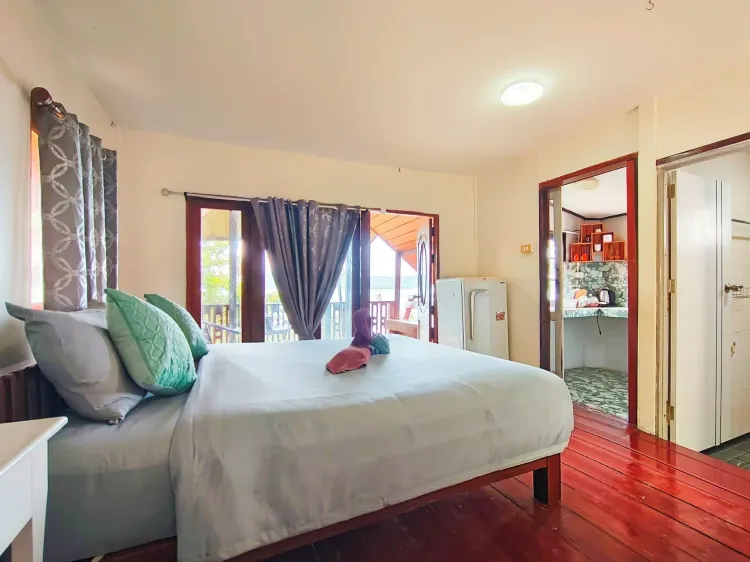 ฮันนีมูนบังกะโล