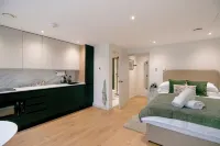 Lindenstone Apartments Hotele w: 
