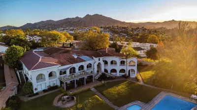 Mountain View International Hotel Hotele w: 