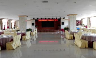 Xijihetai Business Hotel