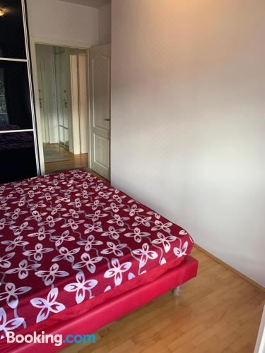 一卧室公寓（带阳台）