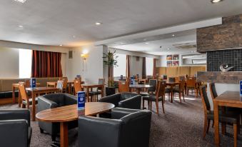 Holiday Inn Express London Gatwick - Crawley