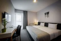 Bleecker Hotels