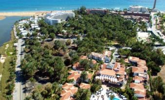 Seaside Grand Hotel Residencia - Gran Lujo