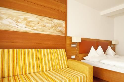 高级双人房（带阳台）