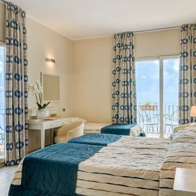 Superior Double Room with Sea View Balcony