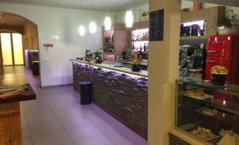 Blue Hotel Depandance - Housity