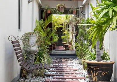 Hotel Ideal Senawang Hotels in 