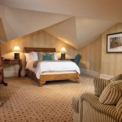 Grand Room 10 Mansion Hill Inn Promo Code