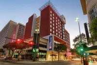 Hilton Garden Inn San Antonio Downtown Riverwalk Hotels in 