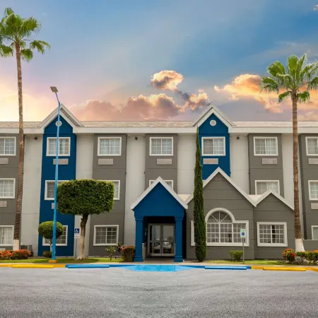 Microtel Inn & Suites by Wyndham Culiacan