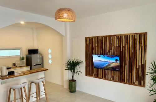 Oh'lala Pool Cottages One-Bedroom House