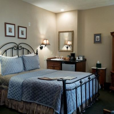 Standard Double Room, Ensuite (18) Hotel Ruby Marie Promo Code