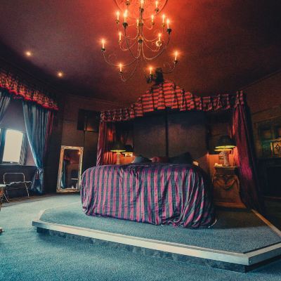 The Prince Of Wales Deluxe Suite Ruthin Castle Hotel & Moat Spa Promo Code
