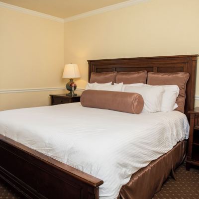 Deluxe Double Room Plumsteadville Inn Promo Code
