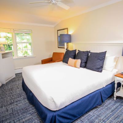 Suite, Multiple Beds (Straits, 1 King 2 Twins, Dog Friendly) Mission Point Resort Promo Code