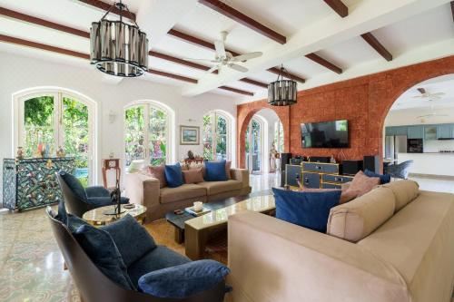 La Pasado - 4BHK Standalone Villa in Assagao with Big Pvt Pool, Bathtub, Caretaker & Secutity La Pasado|Patio|Full Power Backup|Cook Avl