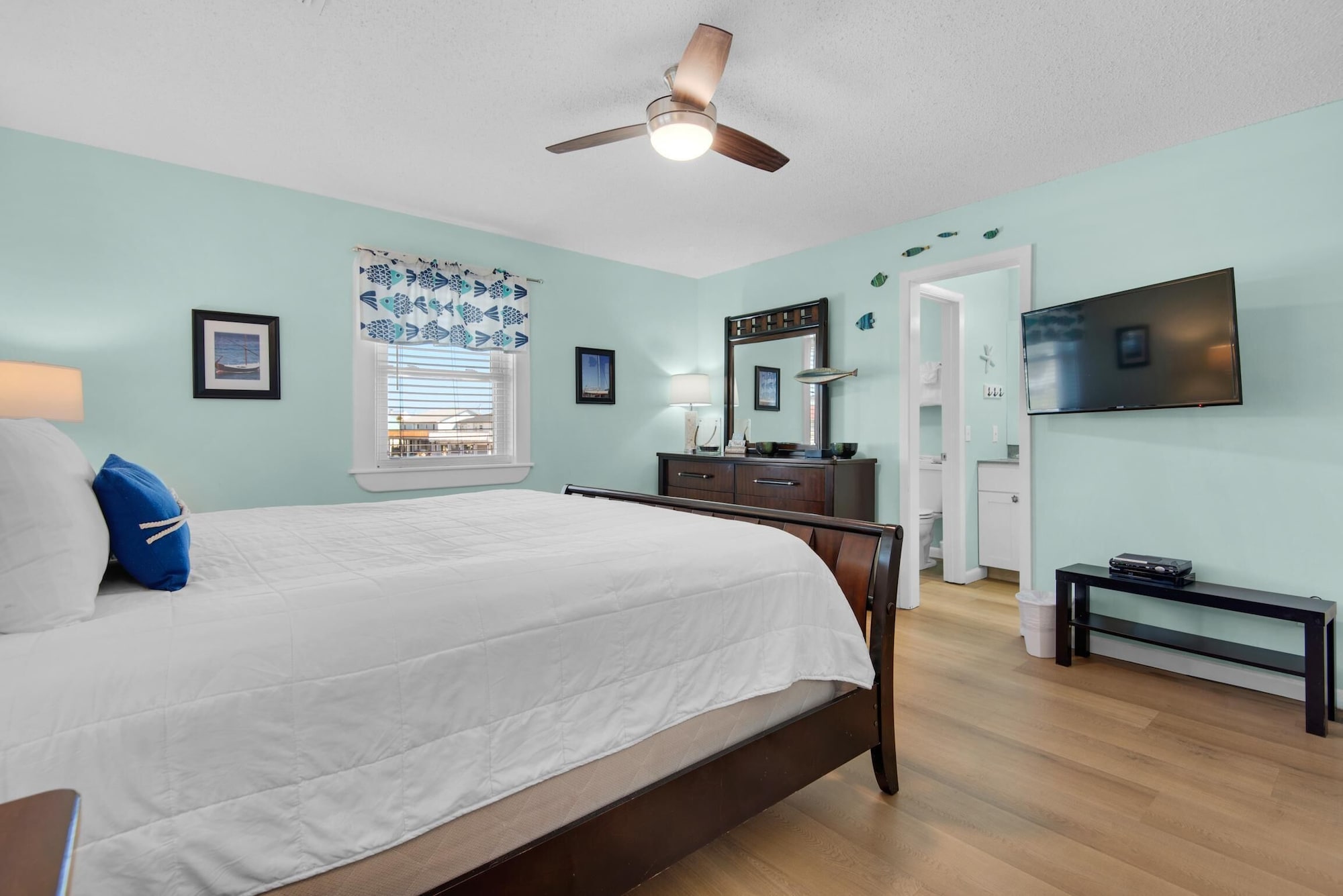 小屋 多床 （Aqua Skye）